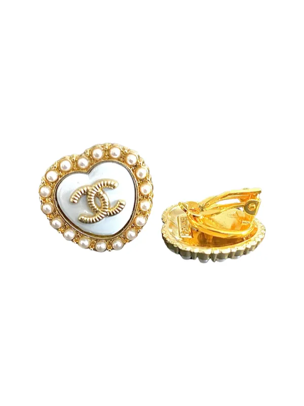 CC White Heart Pearl Button Earrings